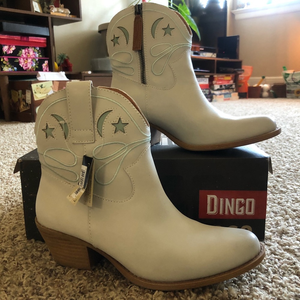 Dingo Urban Cowgirl Boots
